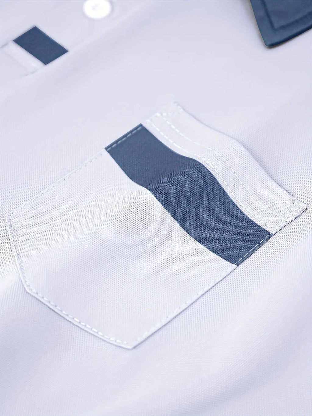 Men's Fashionable Color-Blocked Shirts Elegant Polo Uniforms Suitable for Home and Traveling