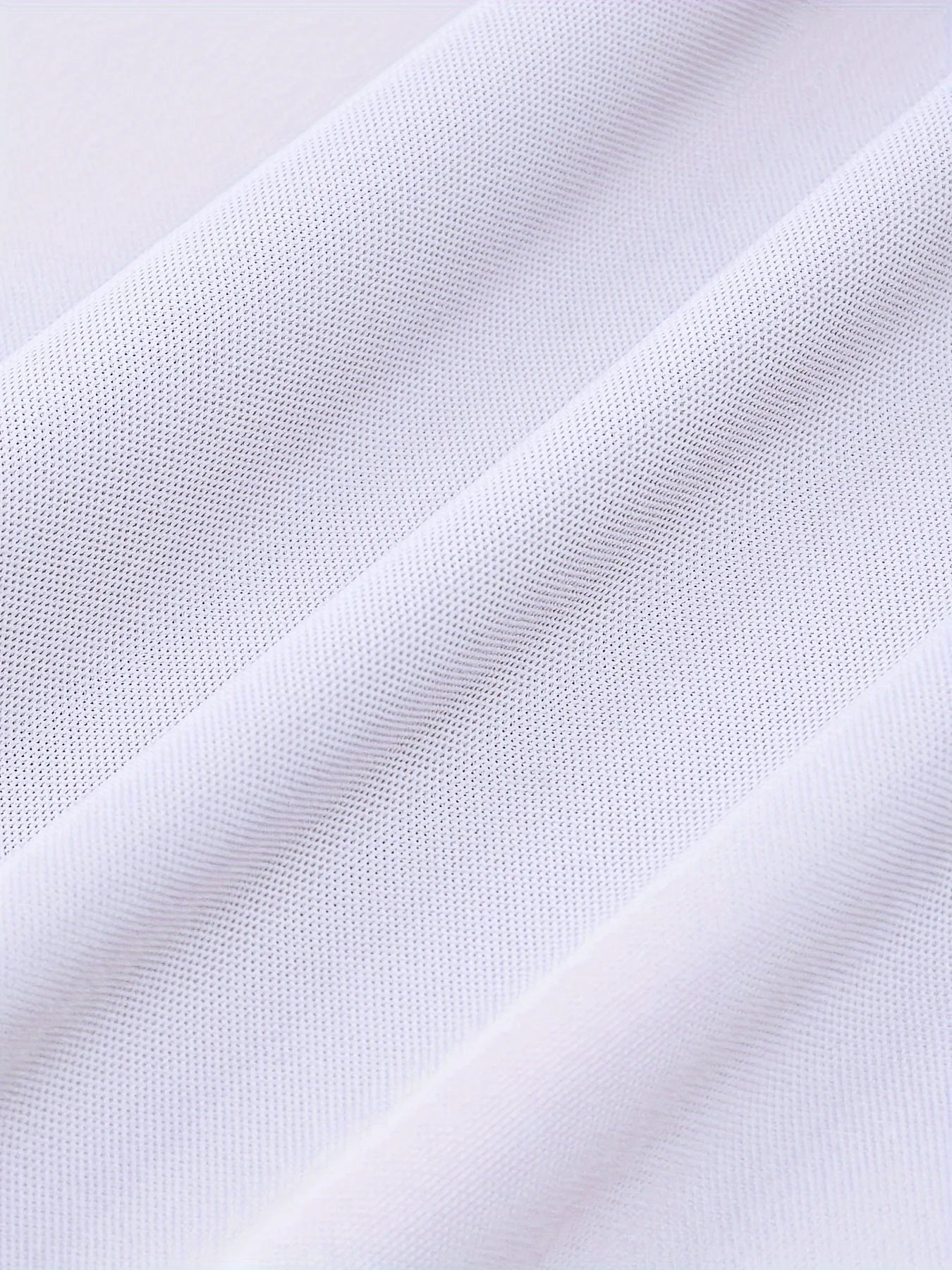 Men's Fashionable Color-Blocked Shirts Elegant Polo Uniforms Suitable for Home and Traveling