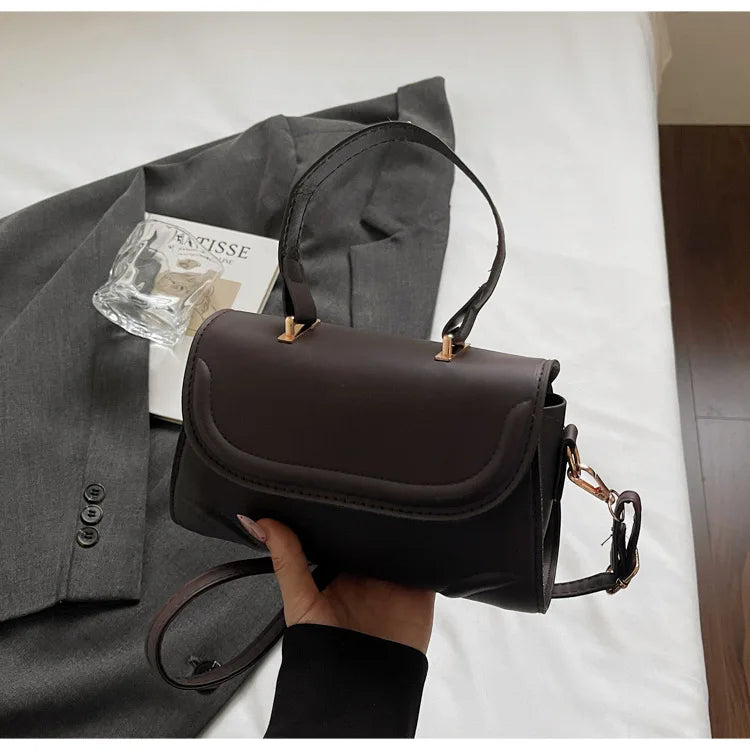 Handbag, niche vintage handbag, new fashion versatile crossbody single-shoulder small square bag, simple design
