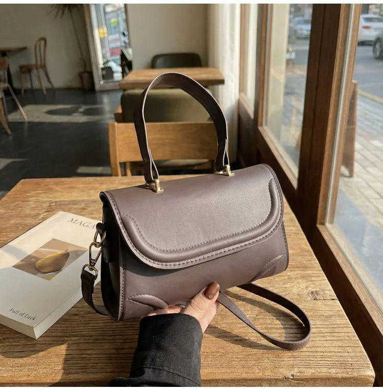 Handbag, niche vintage handbag, new fashion versatile crossbody single-shoulder small square bag, simple design