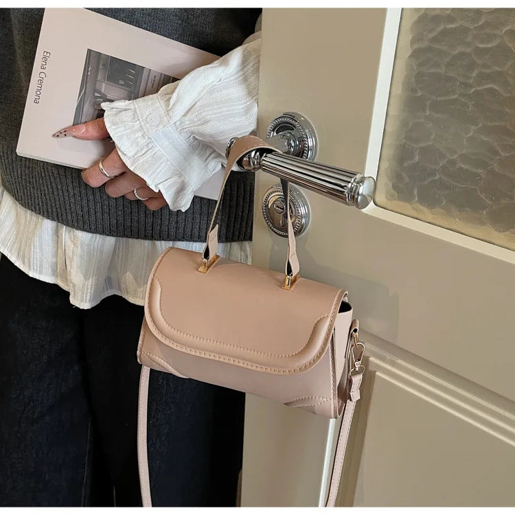Handbag, niche vintage handbag, new fashion versatile crossbody single-shoulder small square bag, simple design